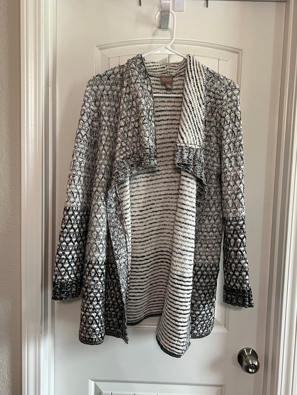 Chico's Black and White Patterned Cardigan - Size Large / 12 / 14