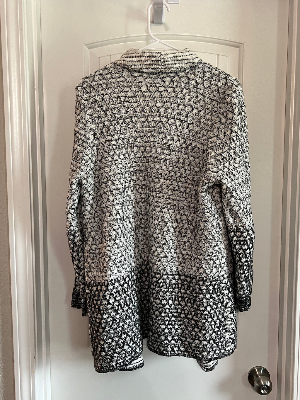 Chico's Black and White Patterned Cardigan - Size Large / 12 / 14