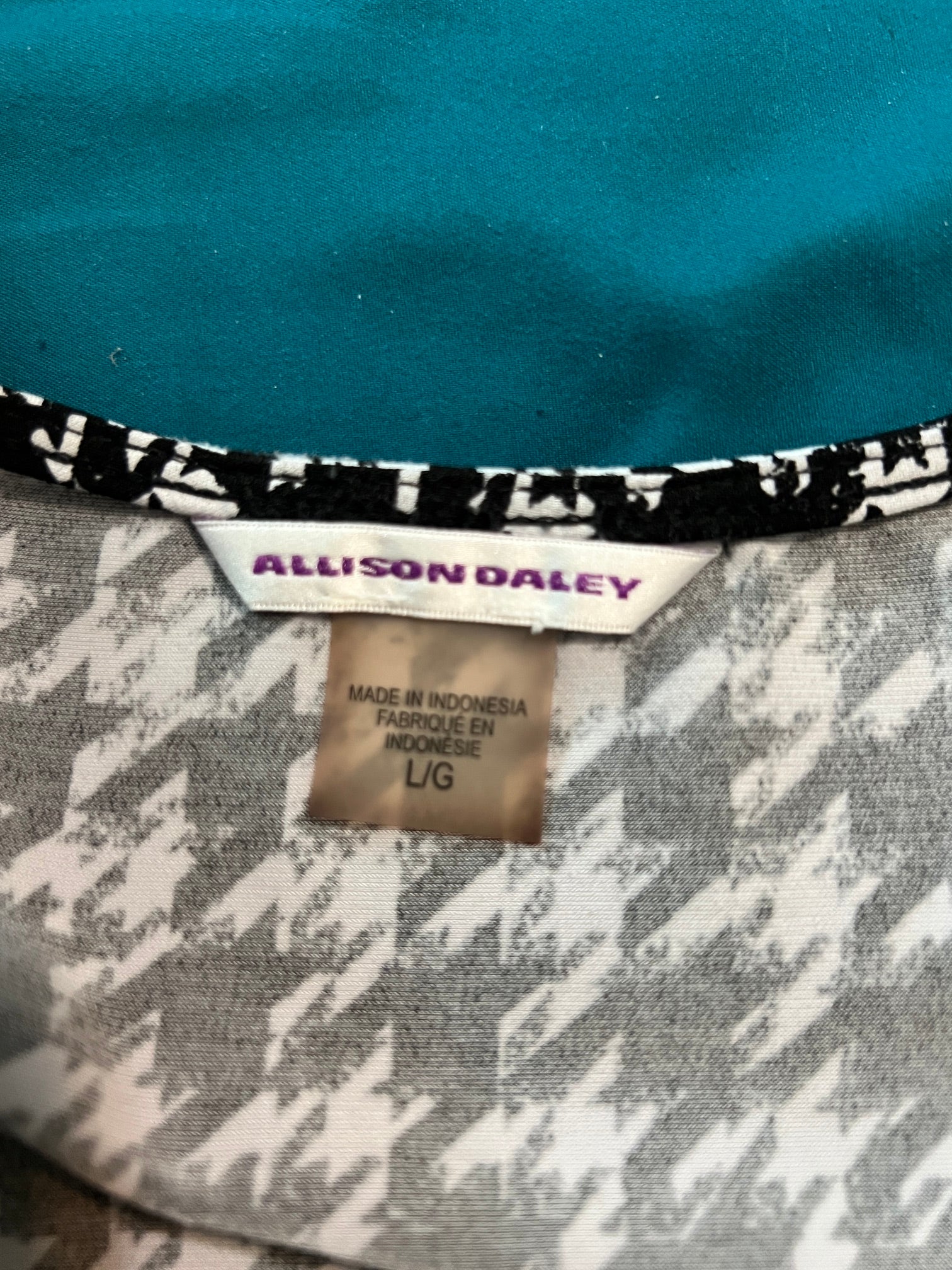 Alison Daley Tank Top and Cardigan Set - Size M / L