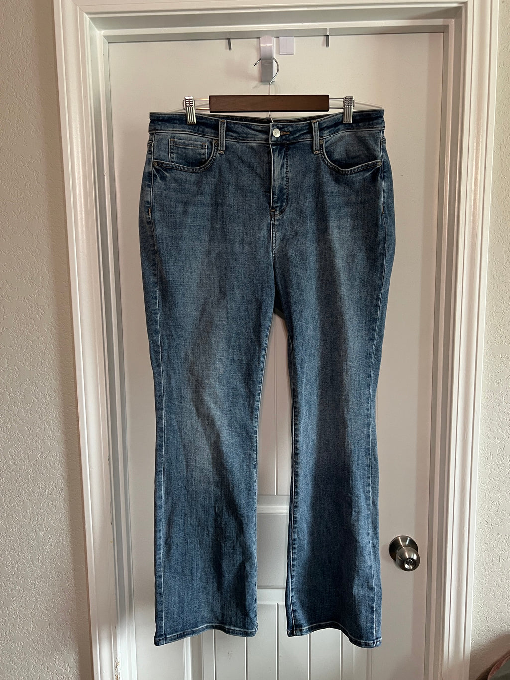 NYDJ Barbara Bootcut Jeans - Size 14 / 32