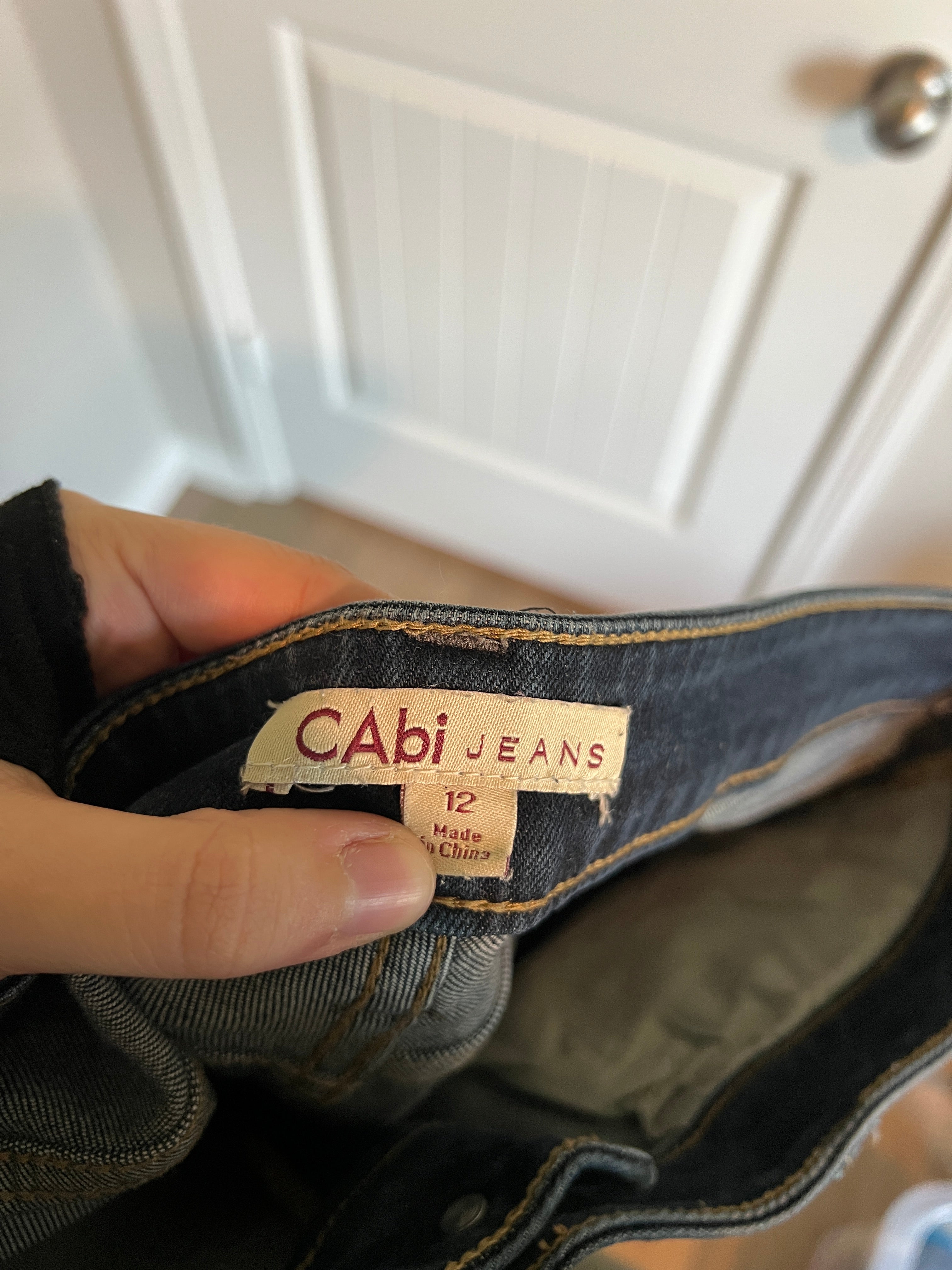 Cabi Dark Wash Jeans - Size 12 / 31