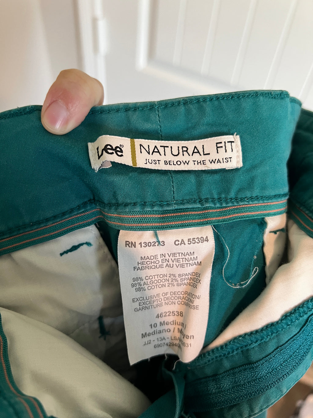Lee Natural Fit Shorts - Size 10 / 30