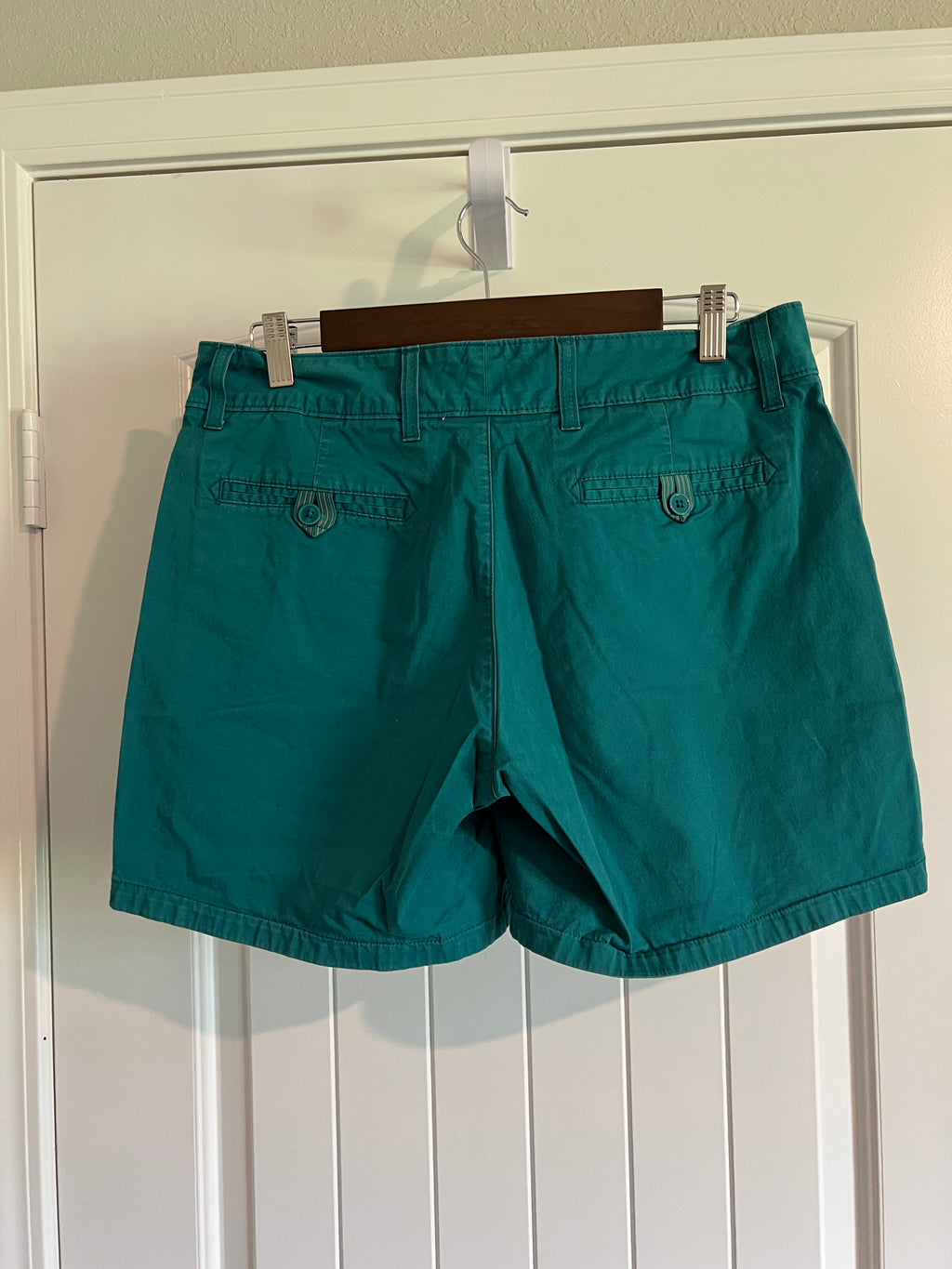 Lee Natural Fit Shorts - Size 10 / 30