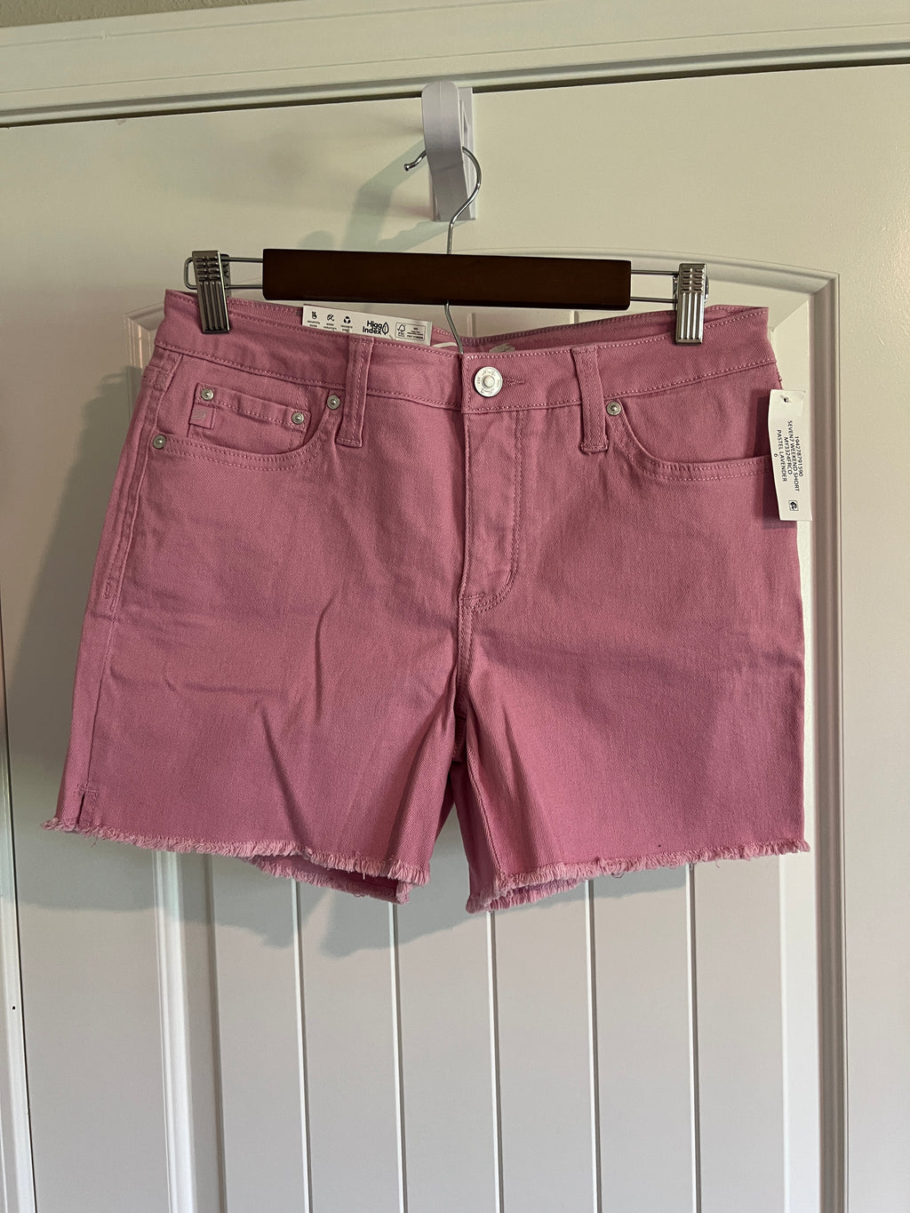 NWT Seven7 Weekend Shorts - Size 6 / 28