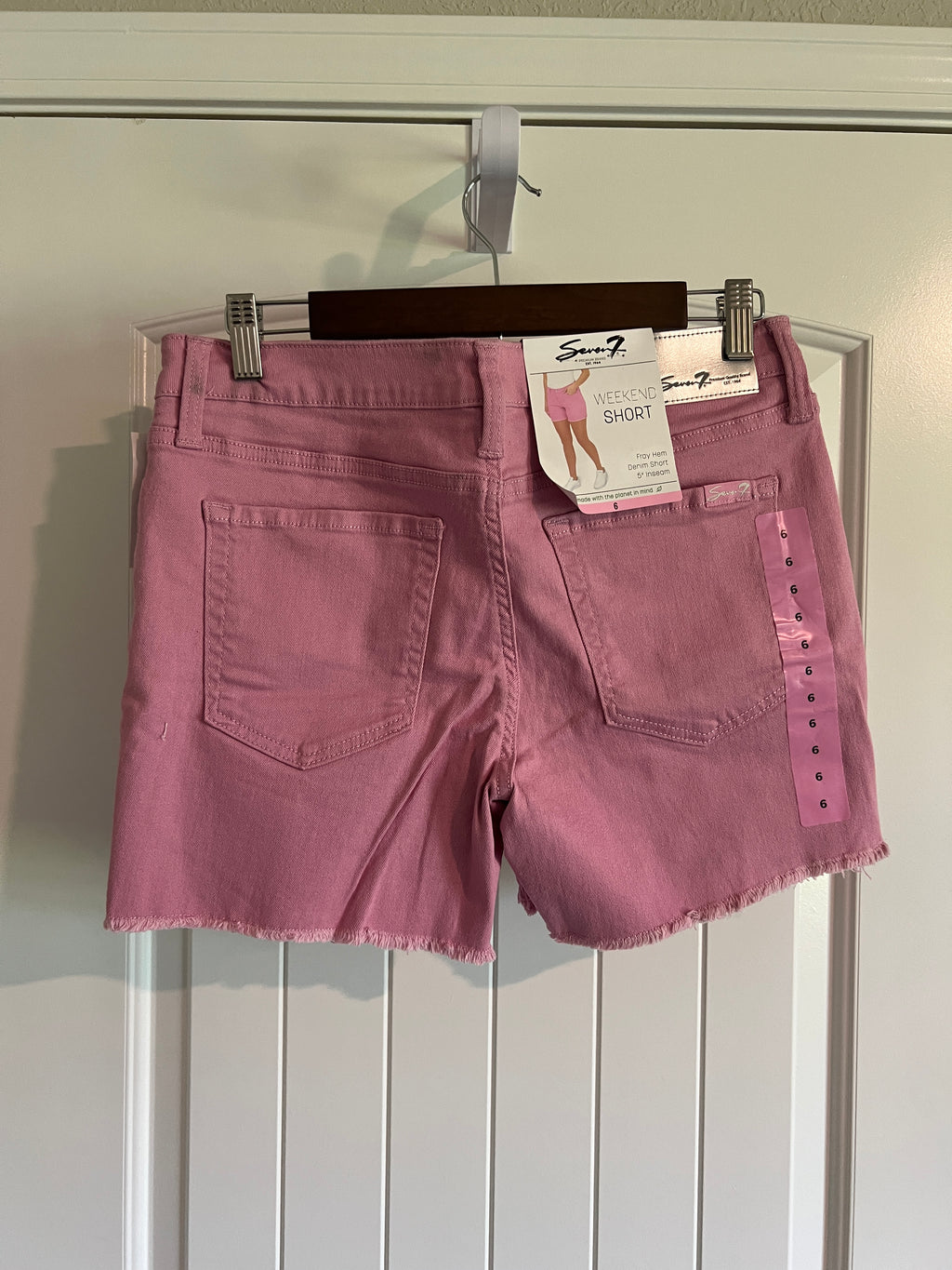 NWT Seven7 Weekend Shorts - Size 6 / 28