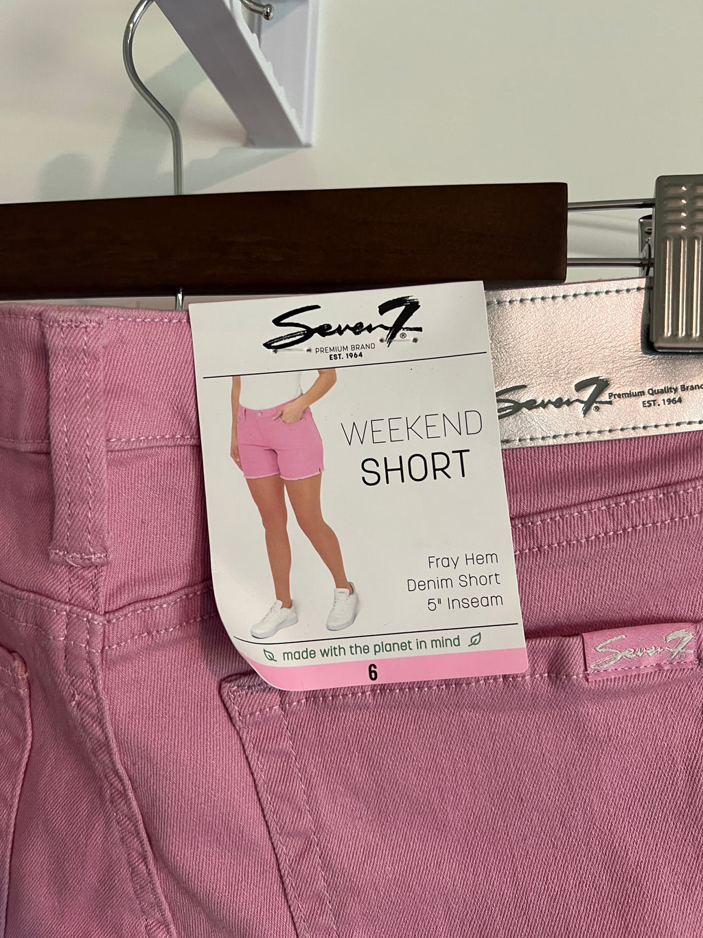 NWT Seven7 Weekend Shorts - Size 6 / 28