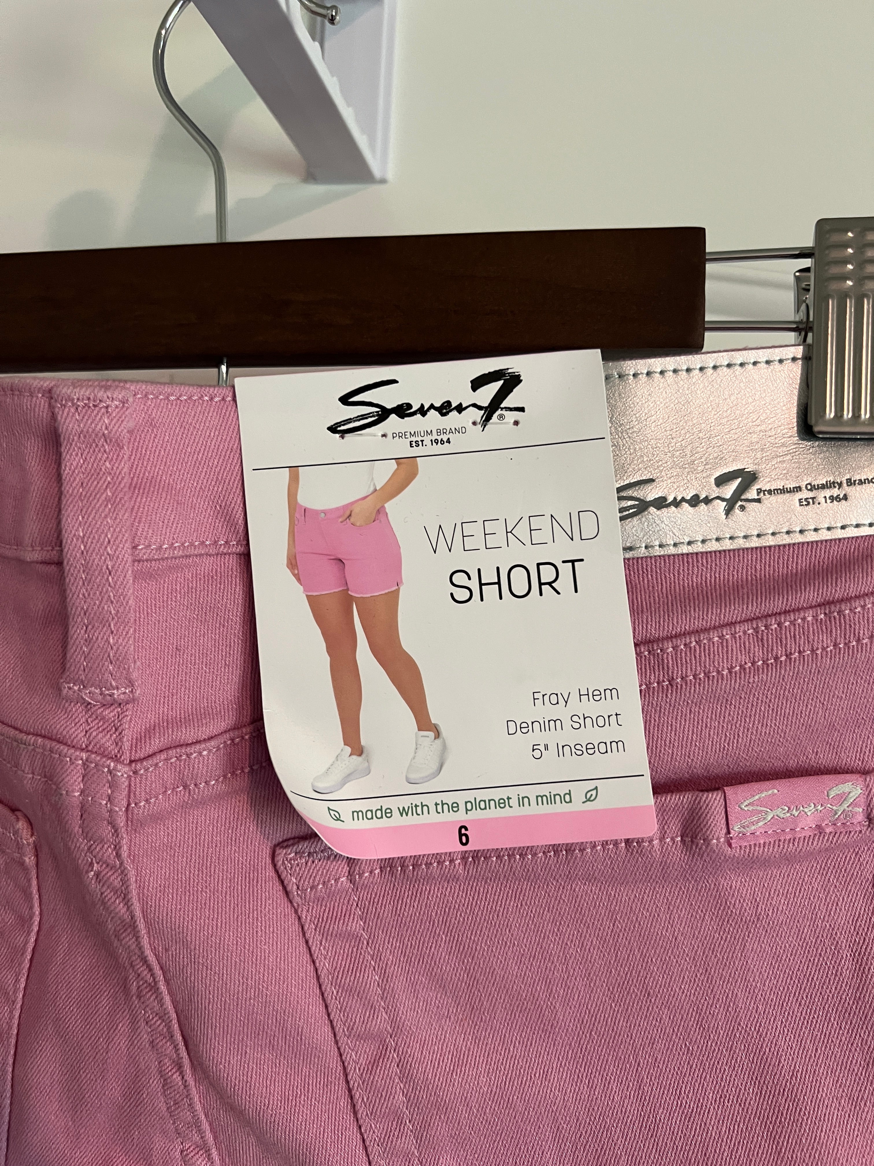 NWT Seven7 Weekend Shorts - Size 6 / 28