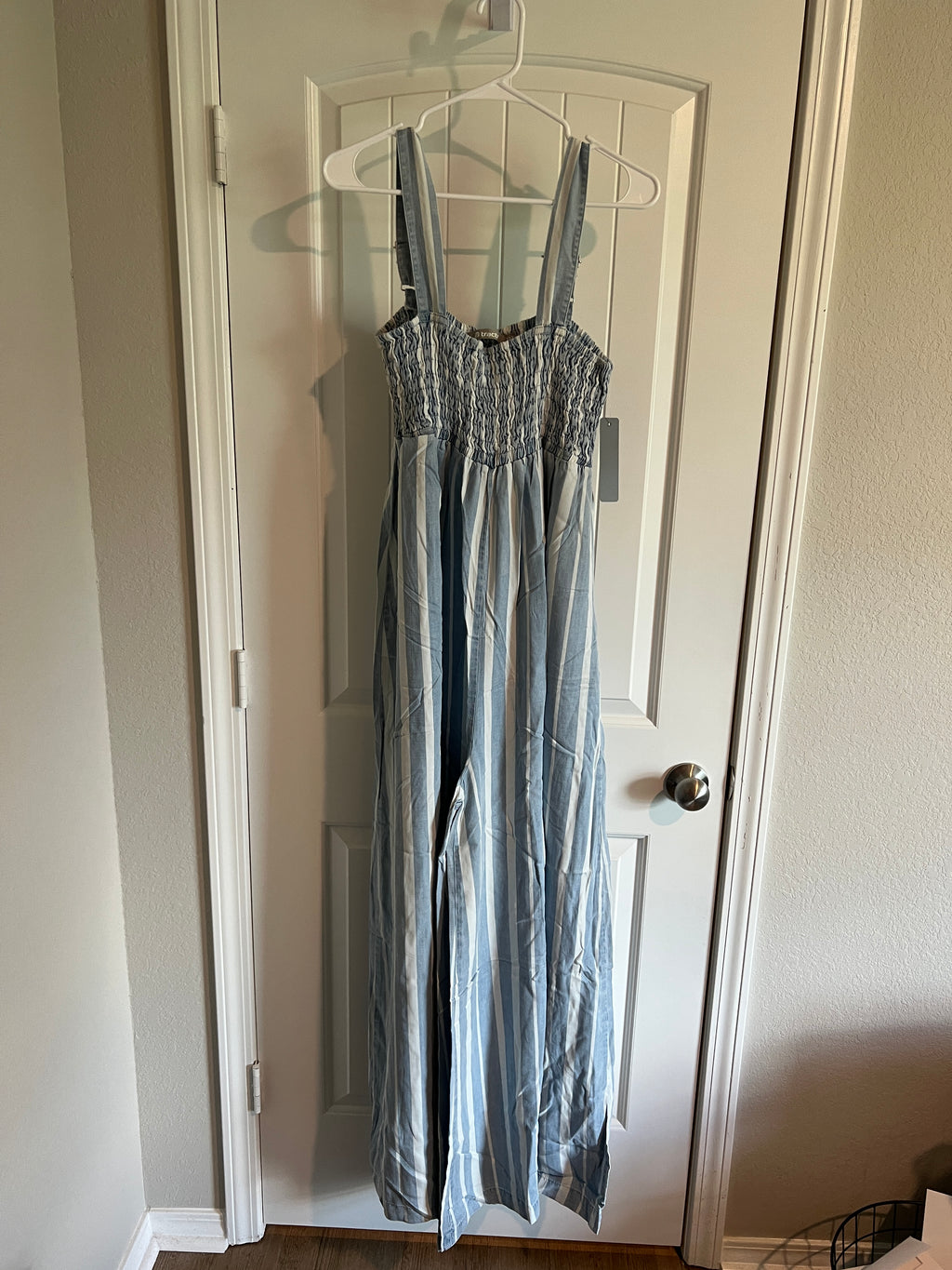 NWT Tractr Wide-Leg Jumpsuit - Size 12 / 31