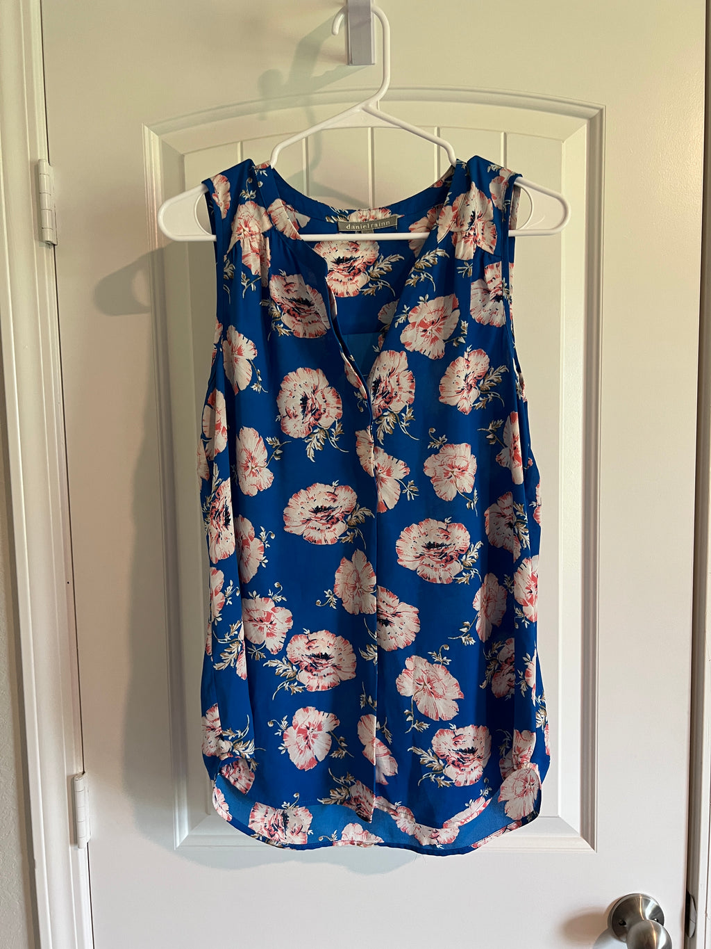 Daniel Rainn Sleeveless Blouse - Size Medium