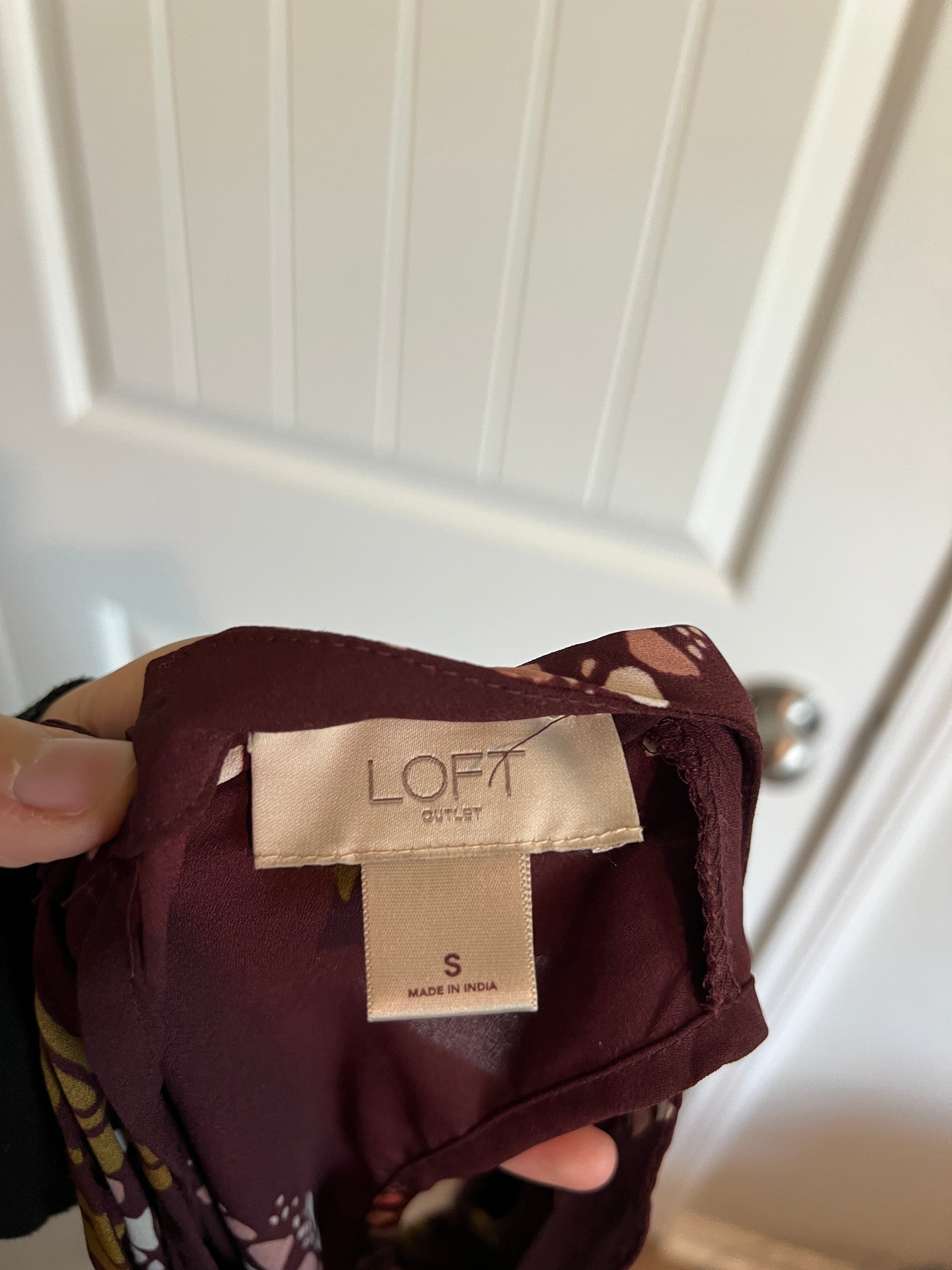 LOFT Sleeveless Blouse - Size Small