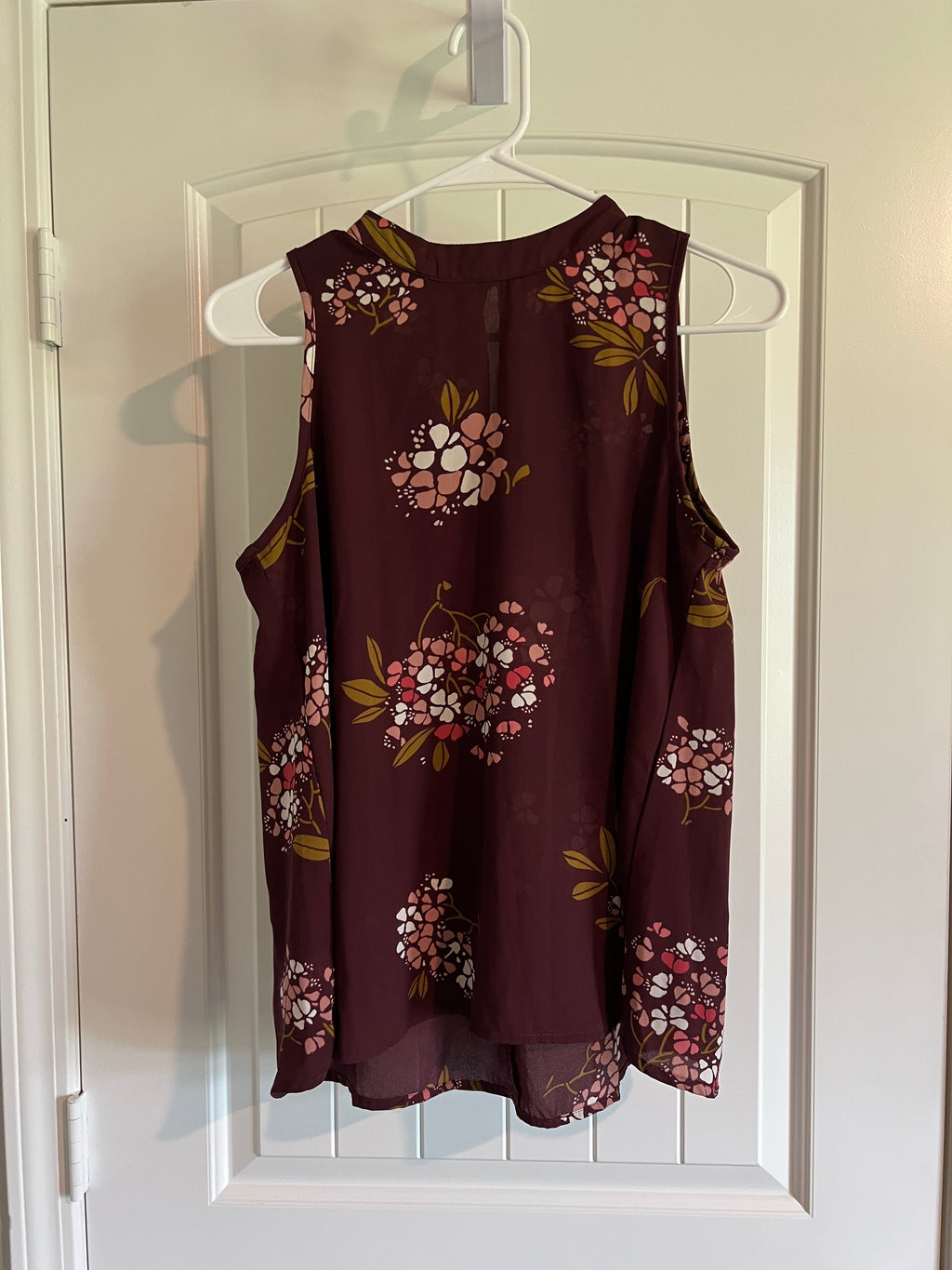 LOFT Sleeveless Blouse - Size Small