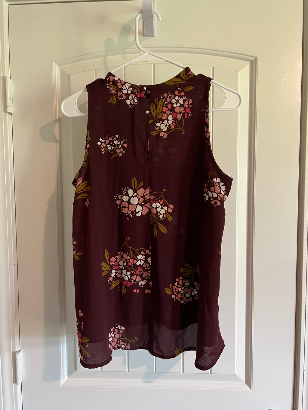 LOFT Sleeveless Blouse - Size Small