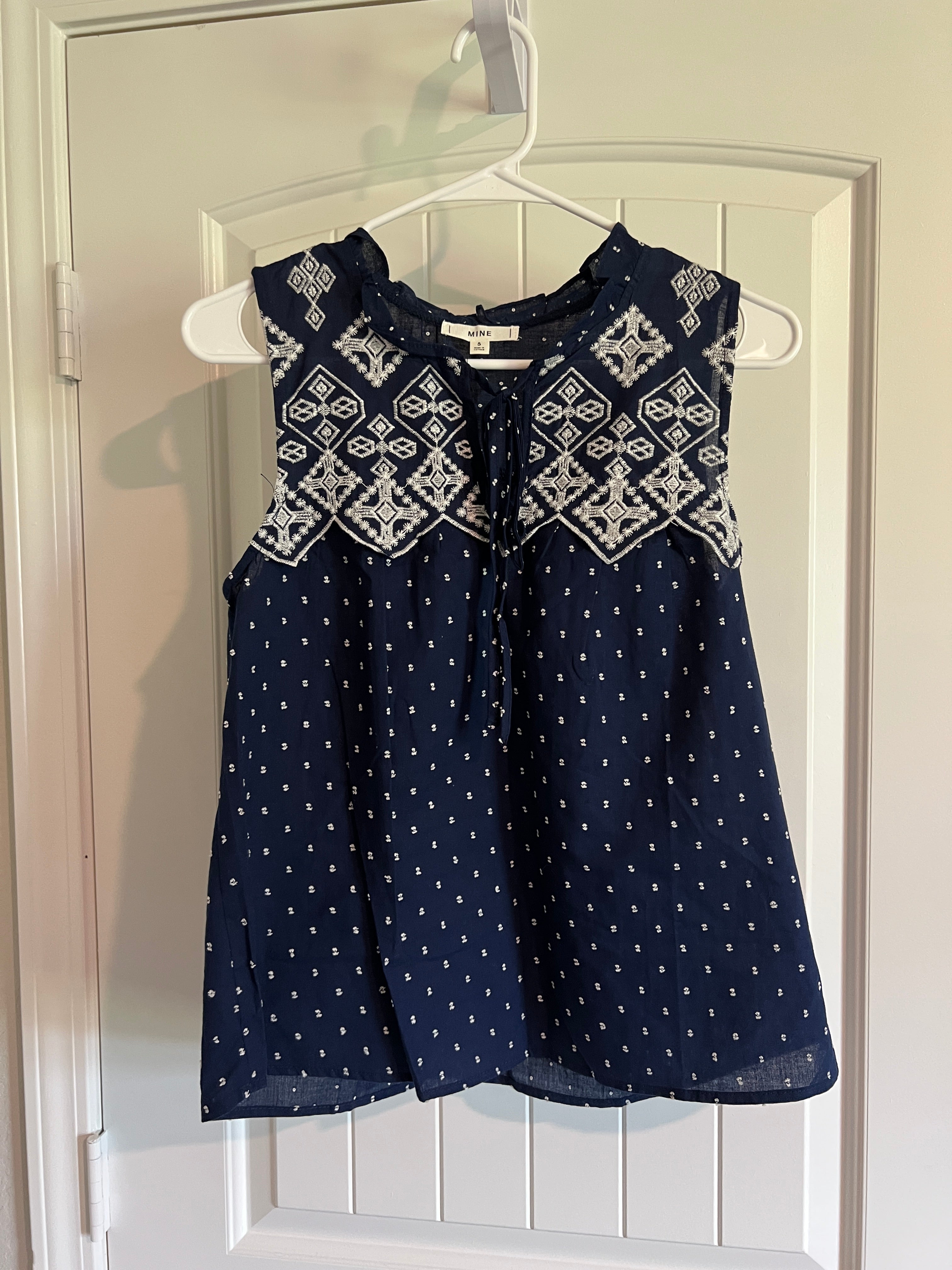 Mine Sleeveless Blouse - Size Small