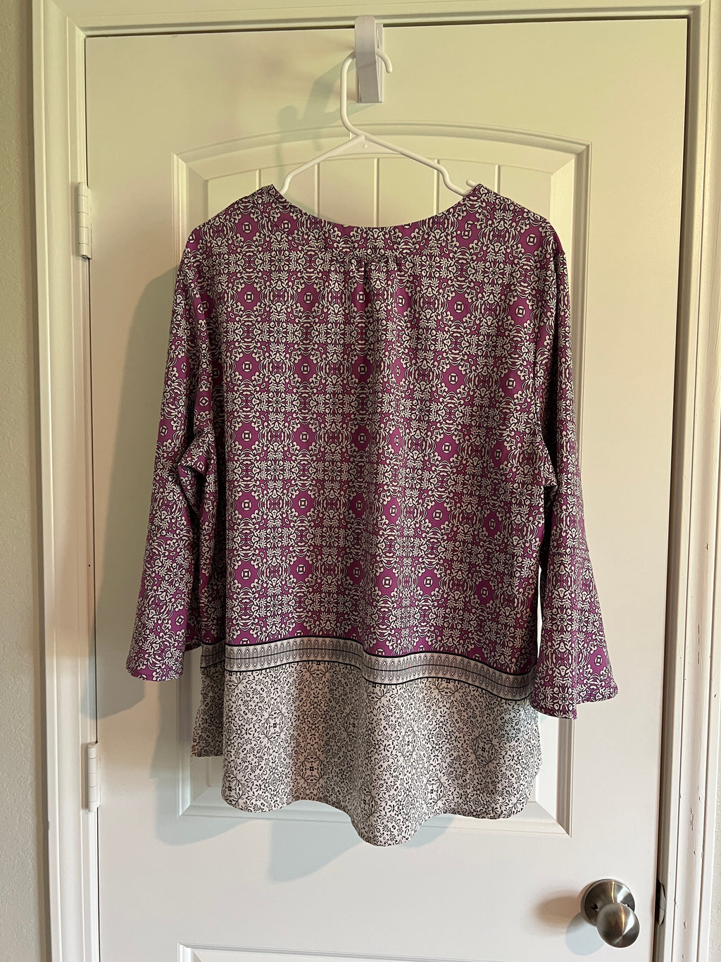 Dana Buchman Long Sleeve Blouse - Size XL