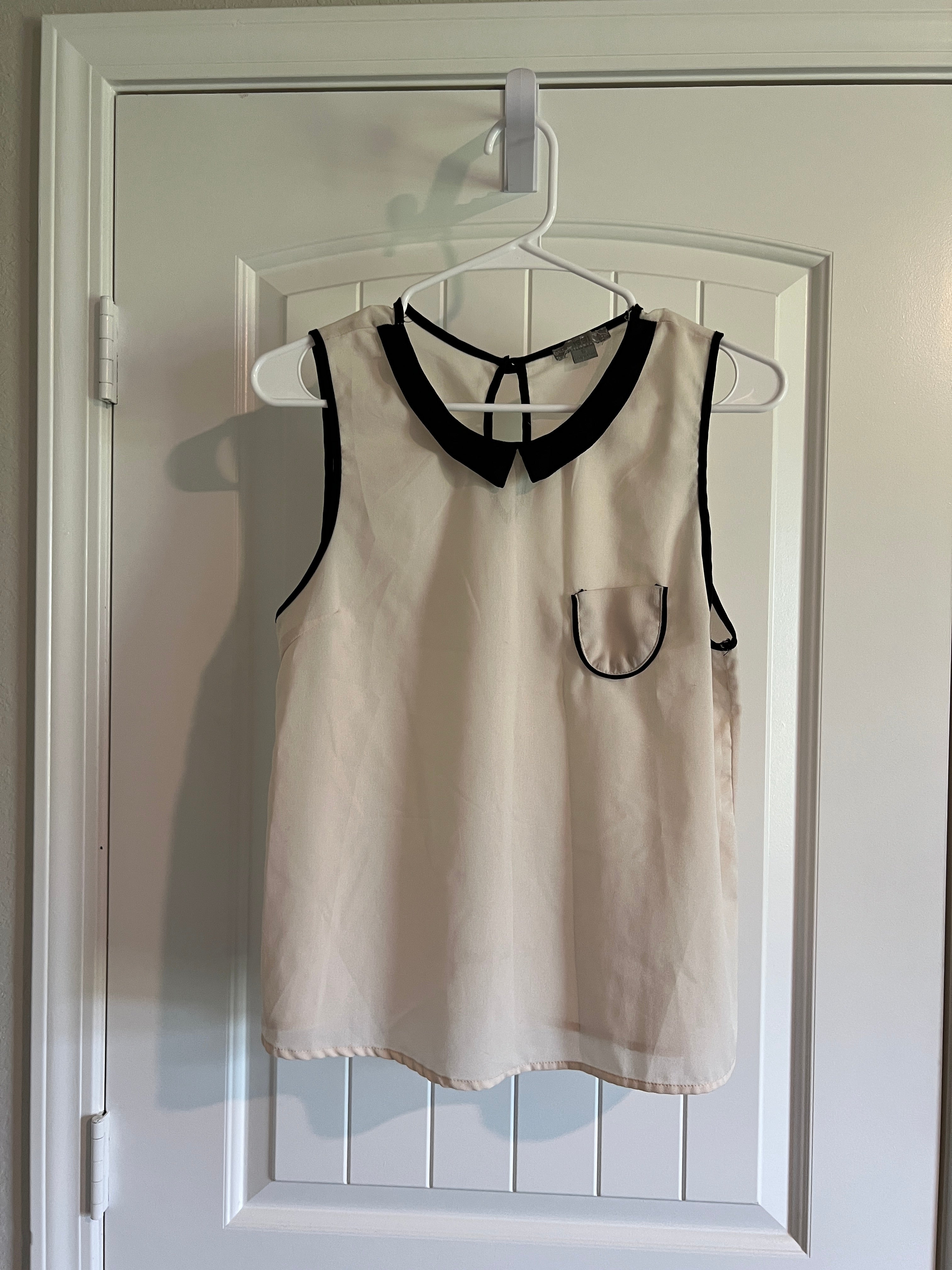Issi Sleeveless White Blouse - Size Small