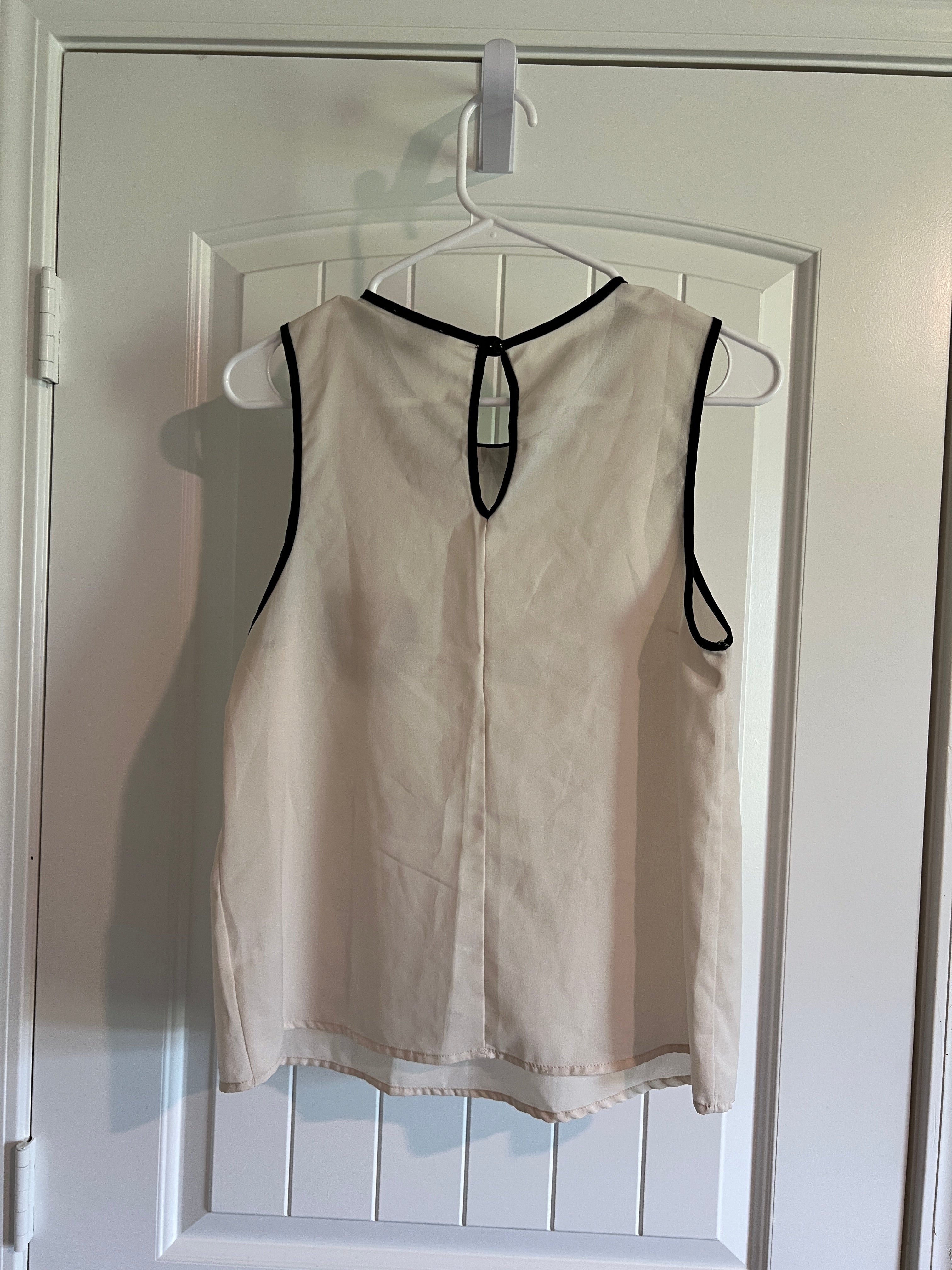 Issi Sleeveless White Blouse - Size Small