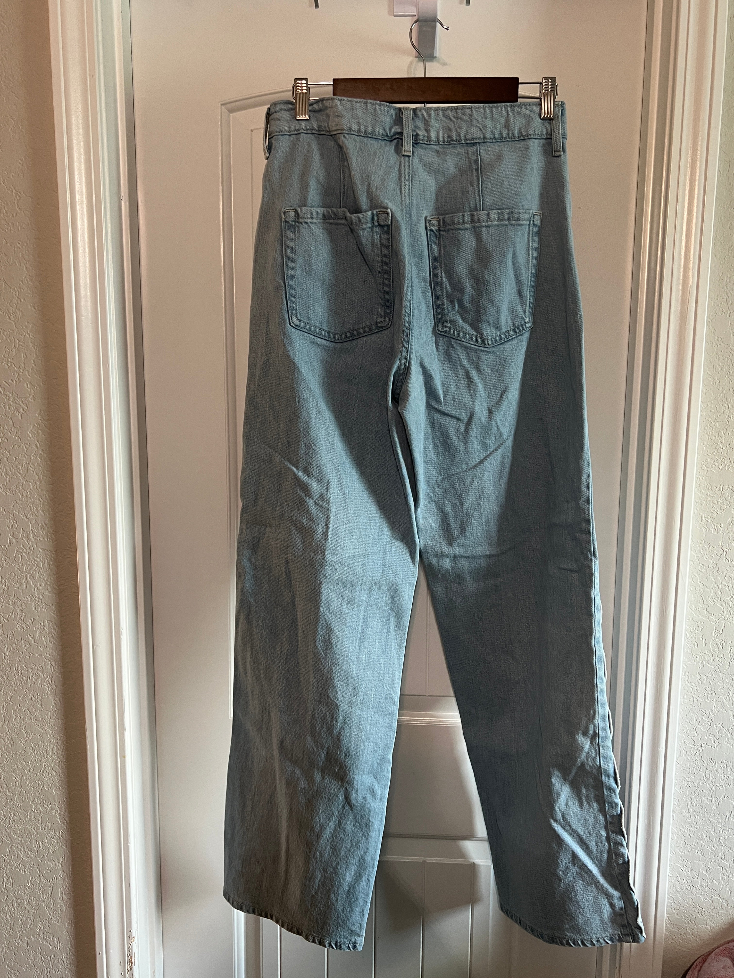 Old Navy High-Rise Wide Leg Jeans - Size 6 Tall