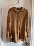 Banana Republic Button-Down Shirt - Size Medium
