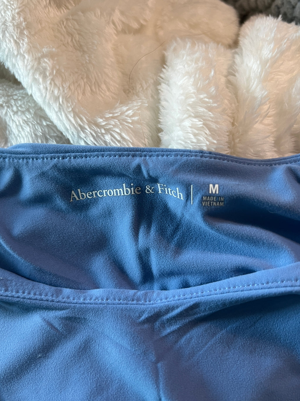 Abercrombie & Fitch Super Soft T-shirt - Size Medium