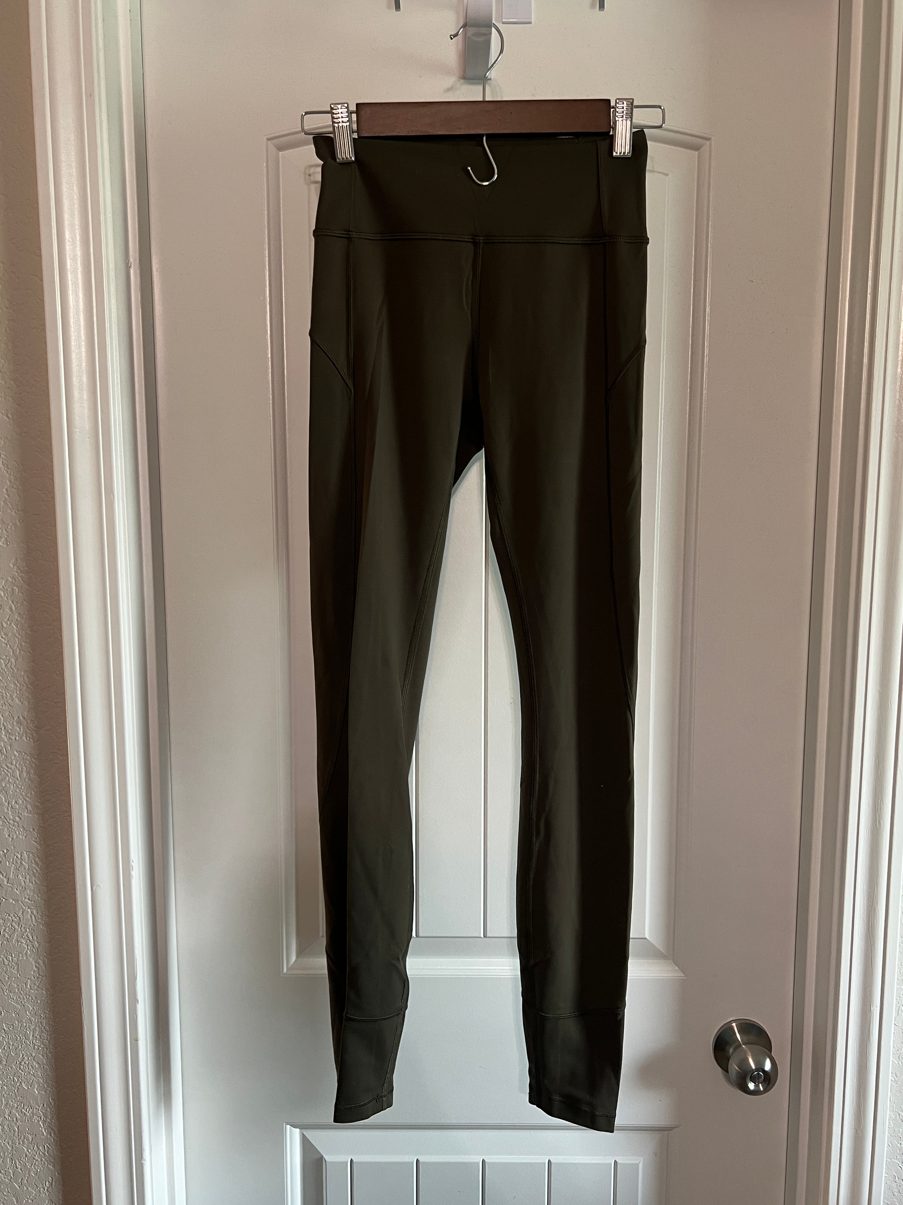 Lululemon Green Leggings - Size 4