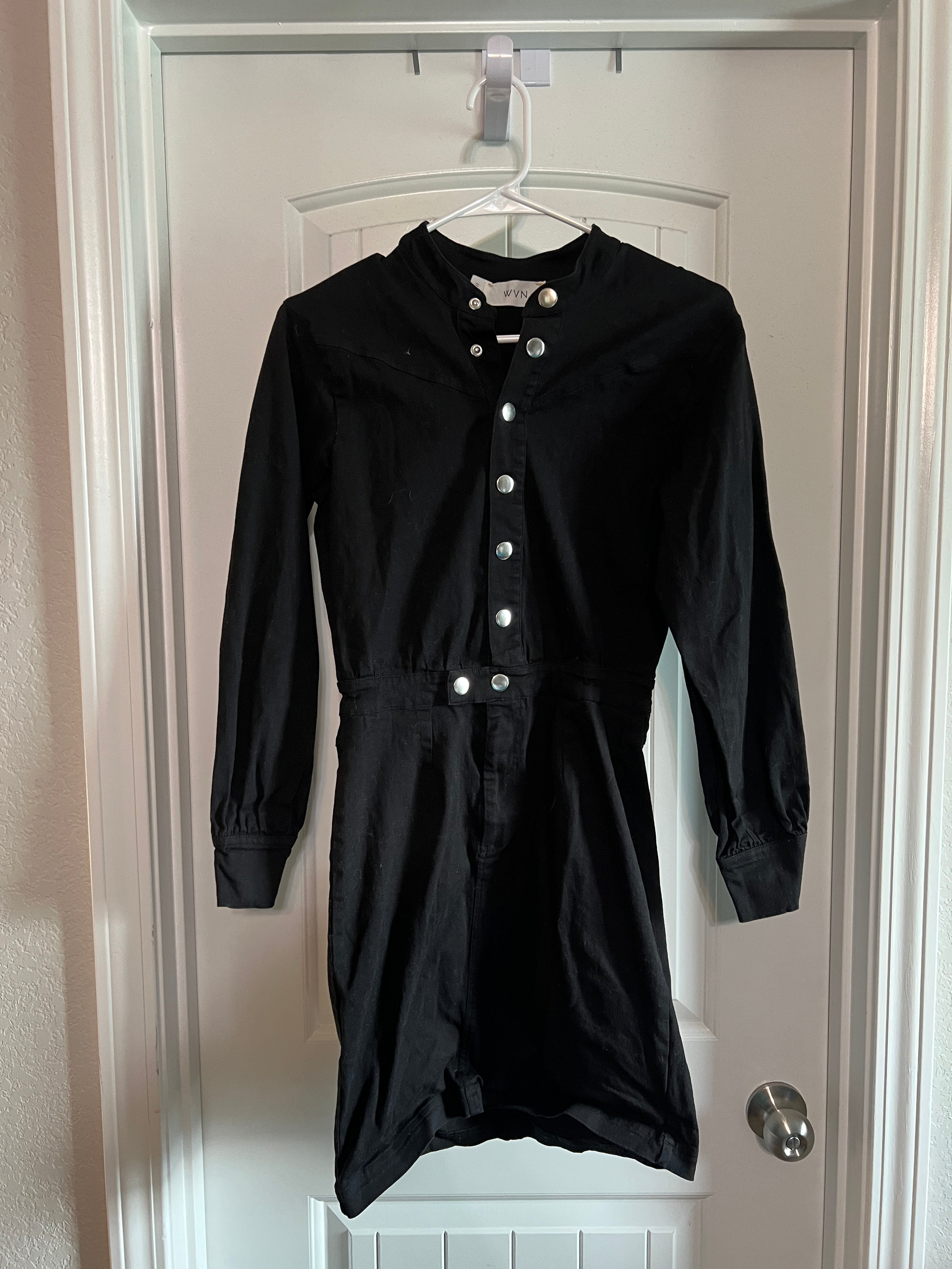 WVN Black Button-Front Dress - Size Small