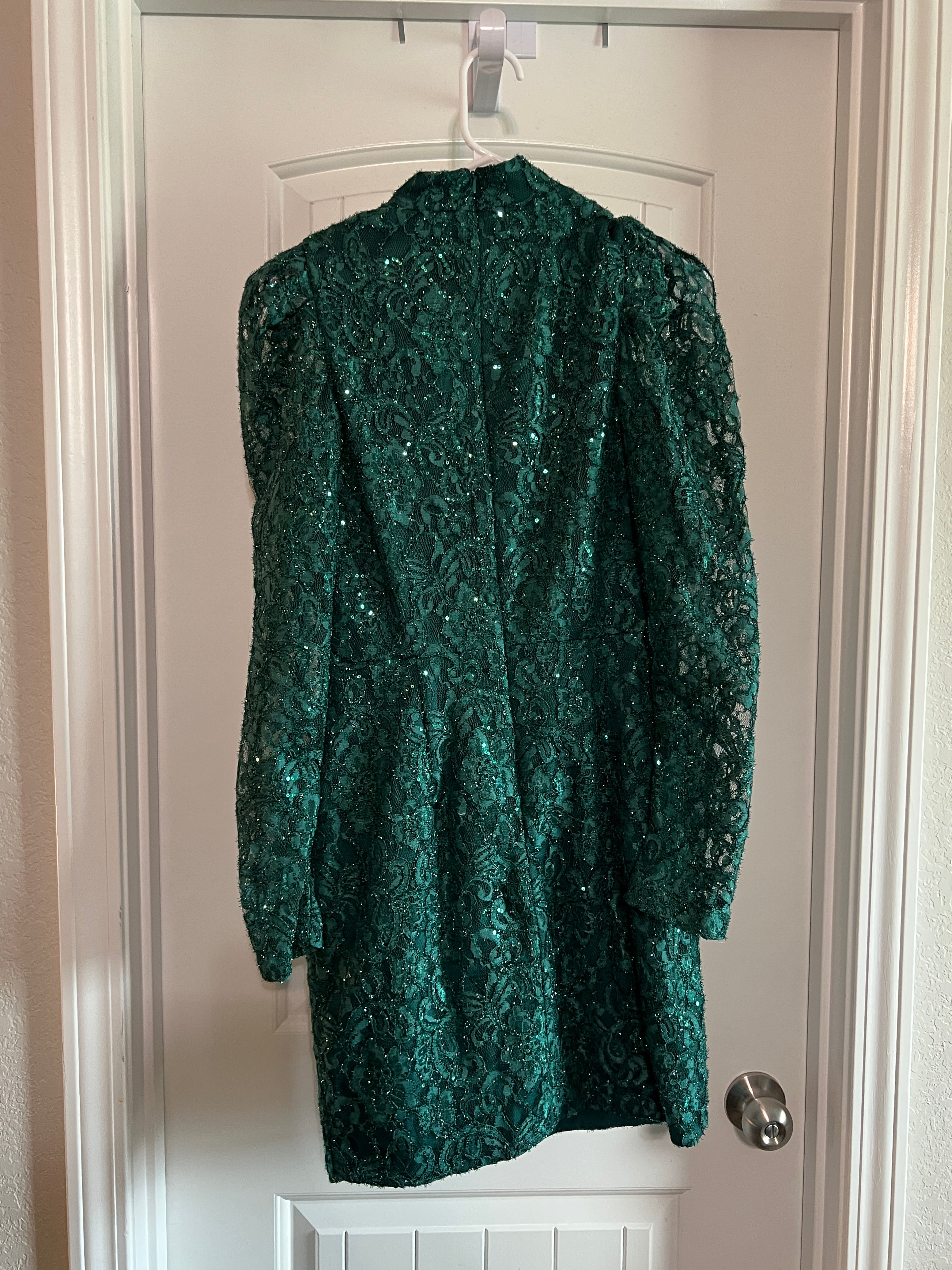 NWT Black Halo Green Long Sleeve Dress - Size 4 / 27