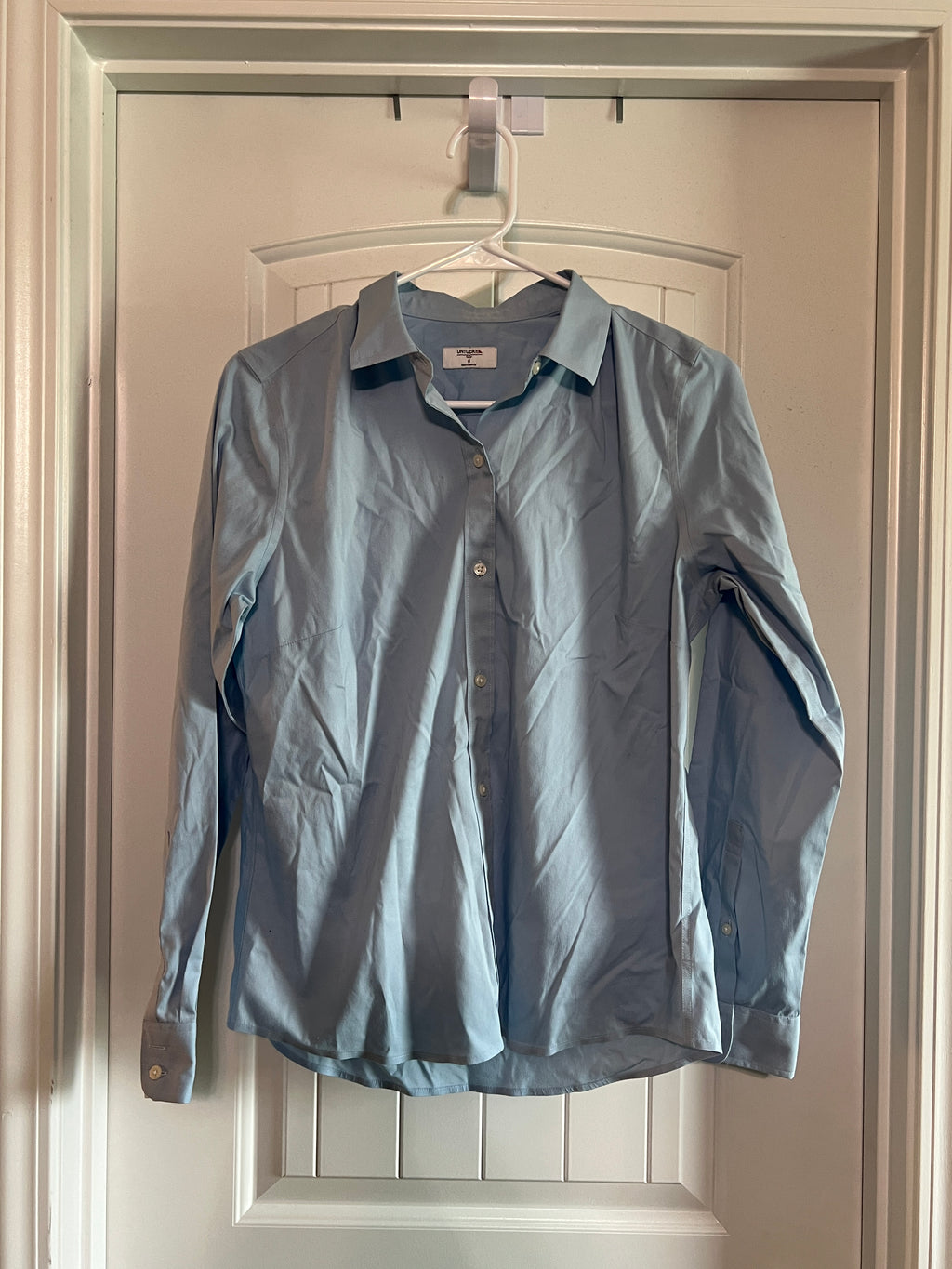 Untuckit Button Down Shirt - Size 6 / 28