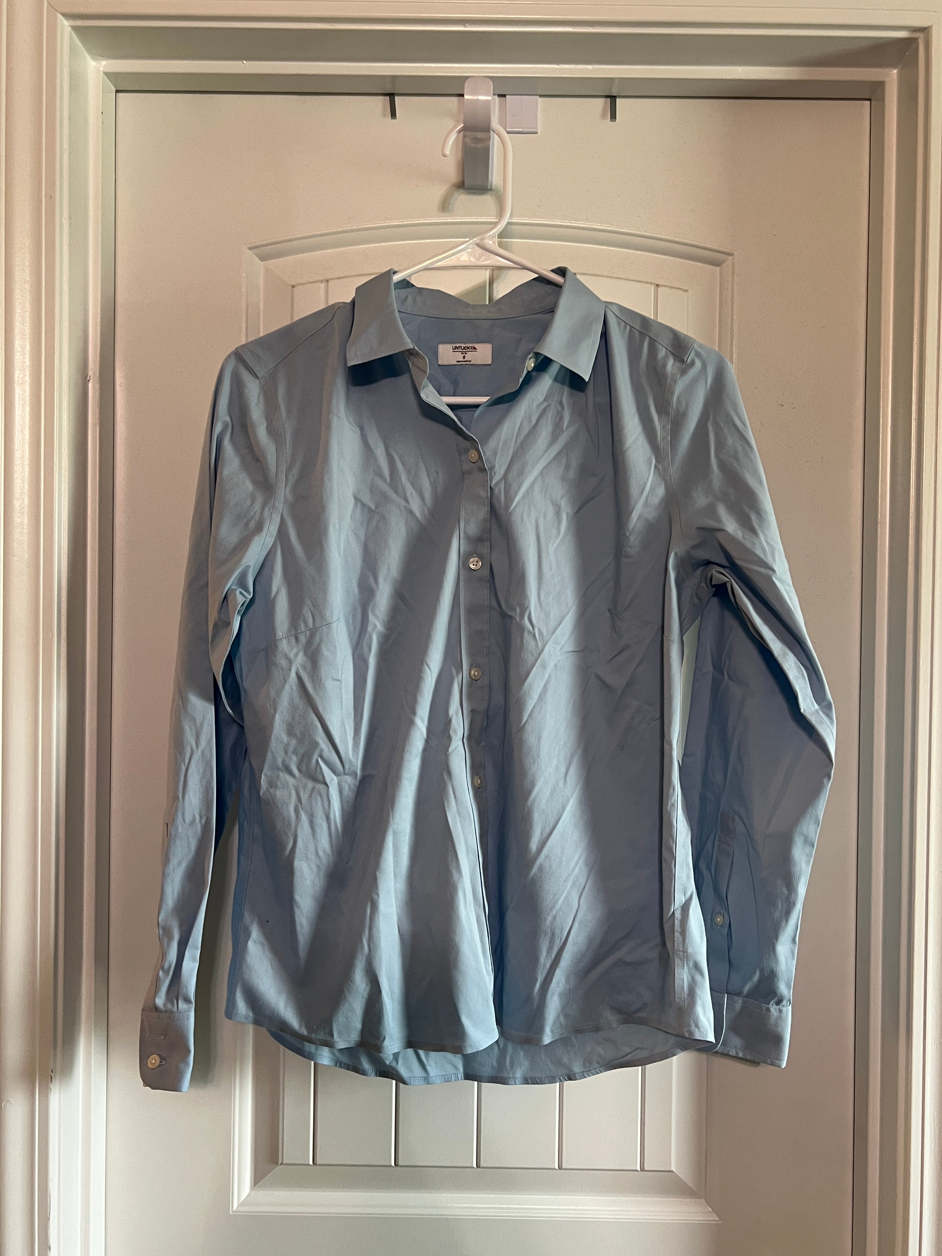 Untuckit Button Down Shirt - Size 6 / 28