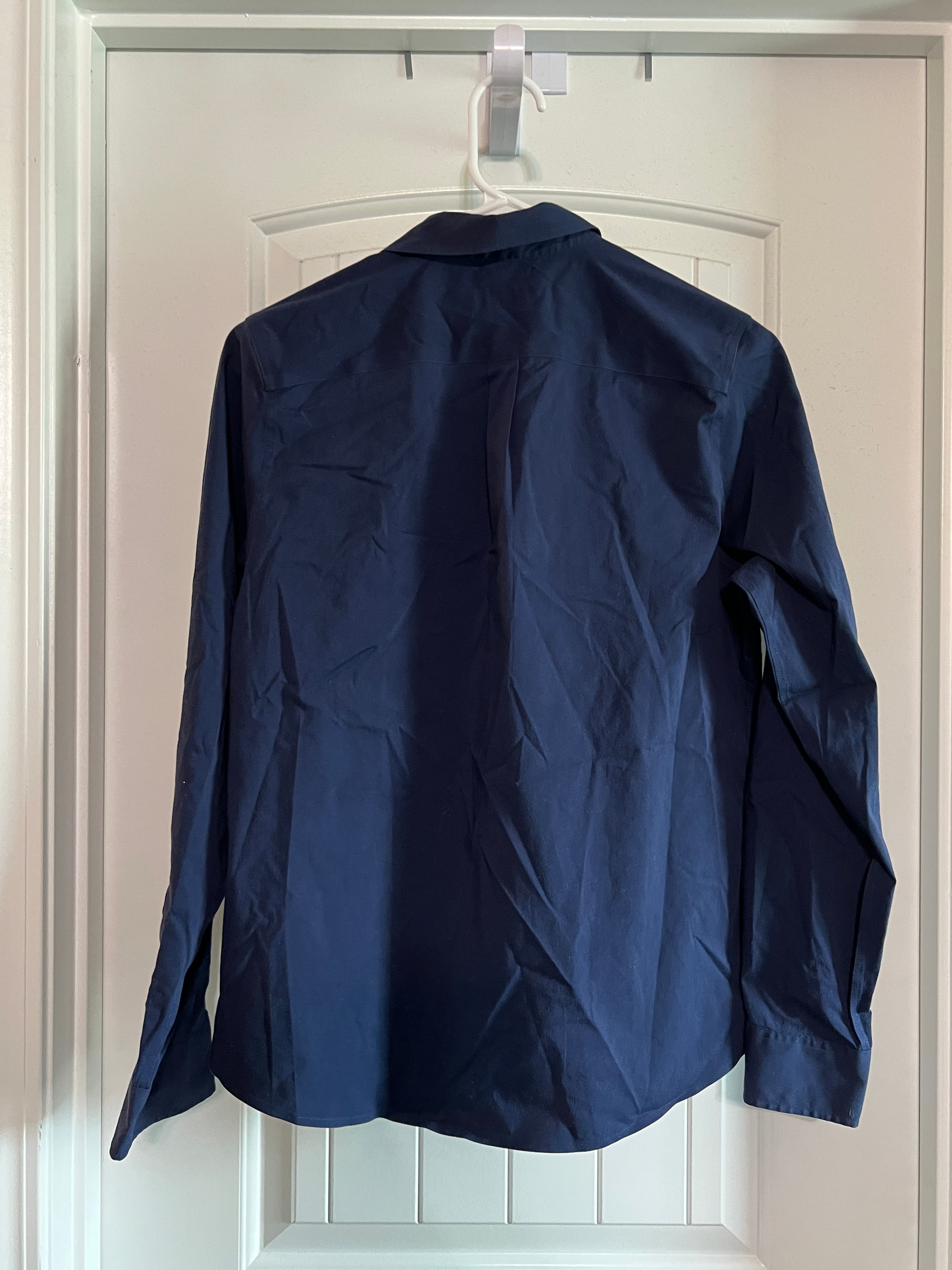 Untuckit Button Down Shirt - Size 6 / 28