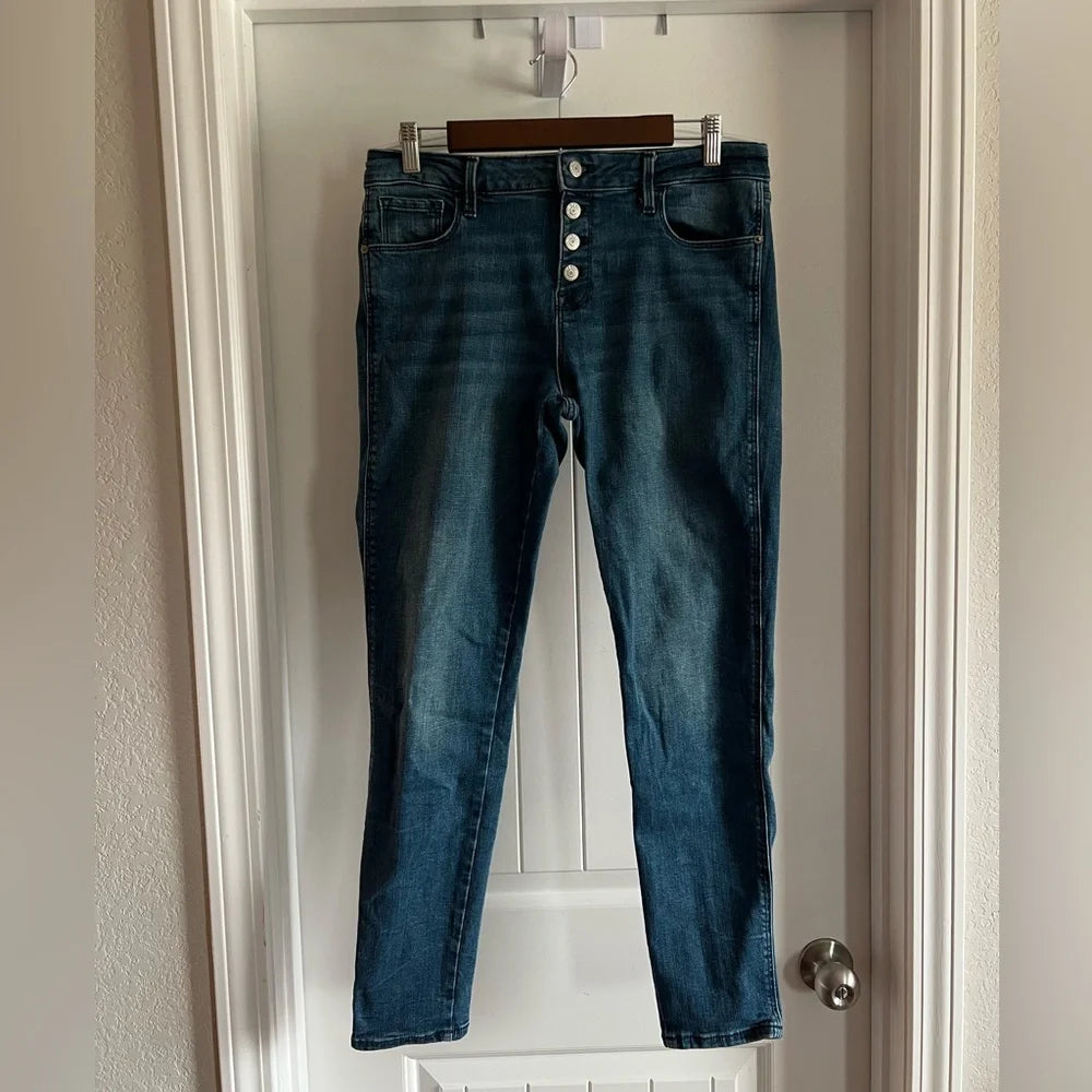 Old Navy Rockstar Super Skinny Jeans - Size 12 / 31