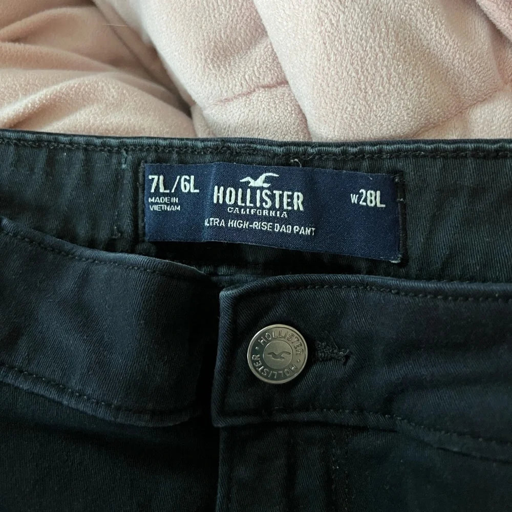 Hollister Women's Black/Navy Trousers - Size 6 / 28 / 28 Long
