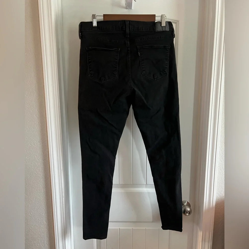 Levi’s 720 High-Rise Super Skinny Jeans - Size 16 / 33