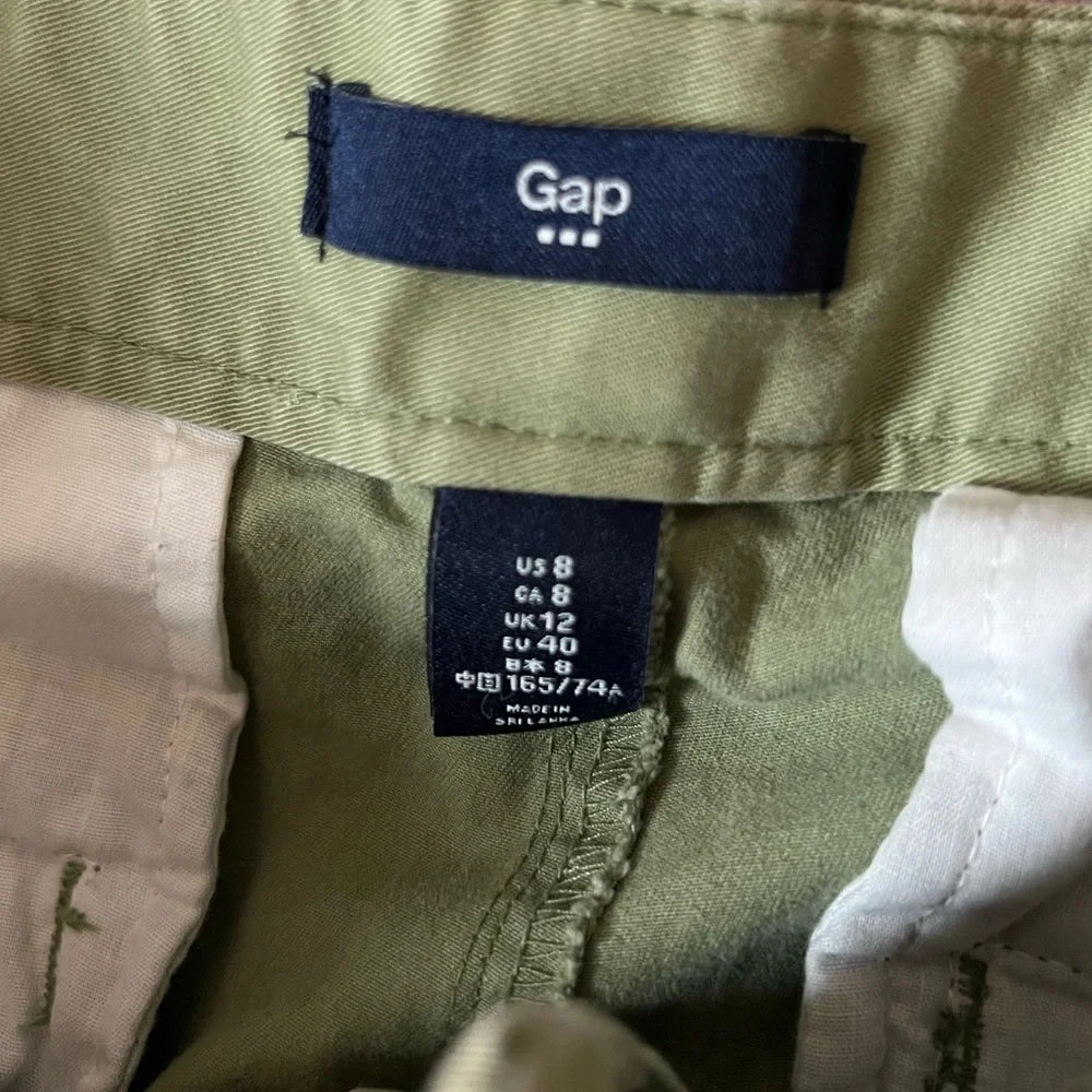 GAP embroidered chino pants - Size 8 / 29
