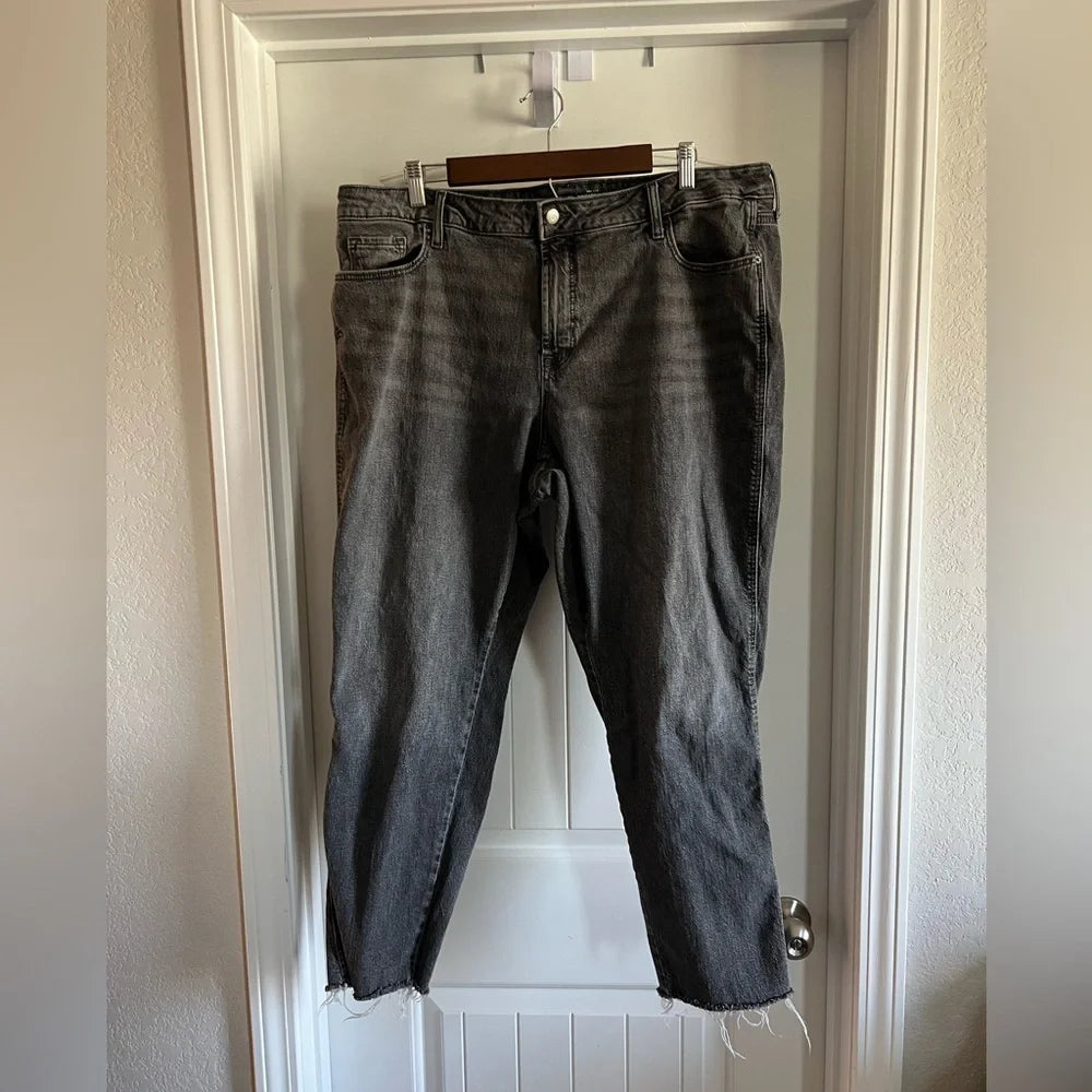 NWOT Old Navy High-Rise Vintage Slim Jeans - Size 20