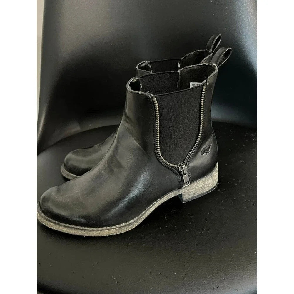 Rocket Dog Black Ankle Boots with Zipper Detail - Size 8
