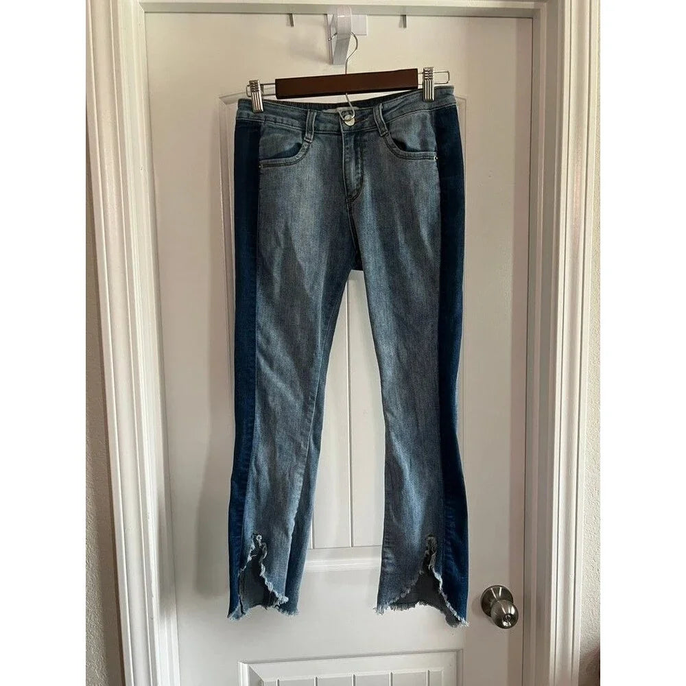 Davi & Dani Two-Tone Frayed Hem Jeans - Size Large / 27 / 4