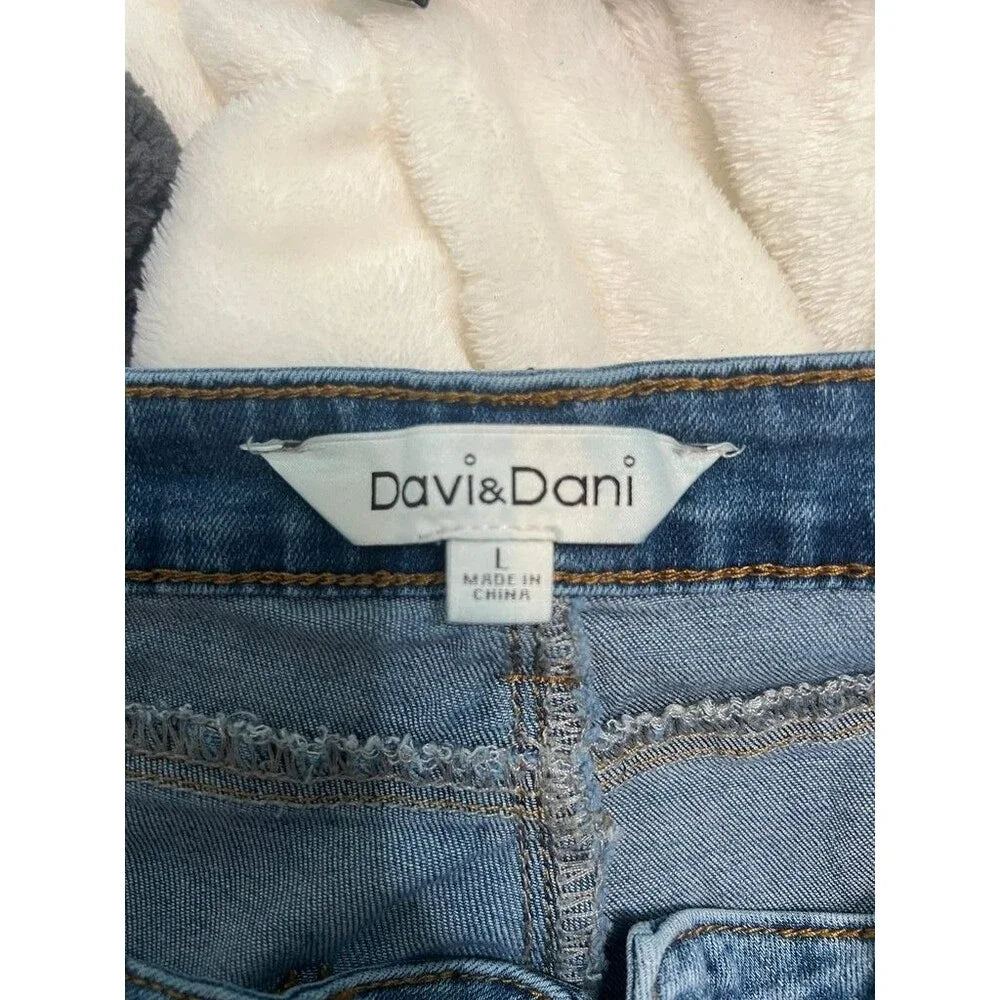 Davi & Dani Two-Tone Frayed Hem Jeans - Size Large / 27 / 4